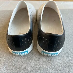 Native men’s Shoes in Black and White